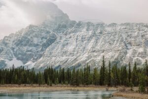 加拿大新移民生活指南：城市比較、生活成本與實用資訊